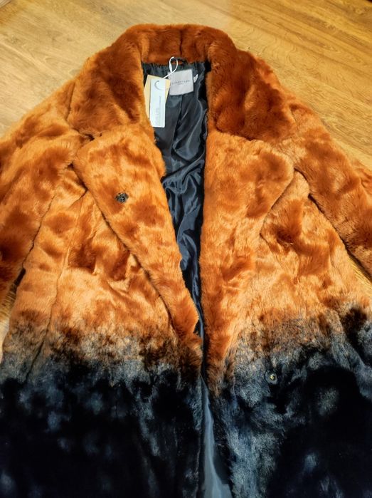 Haină de blană artificială