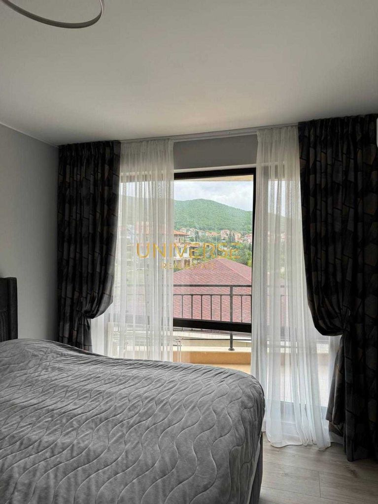 Продава се Двустаен апартамент в Свети Влас - 70 кв.м за 1615 €/кв.м - Снимка #12