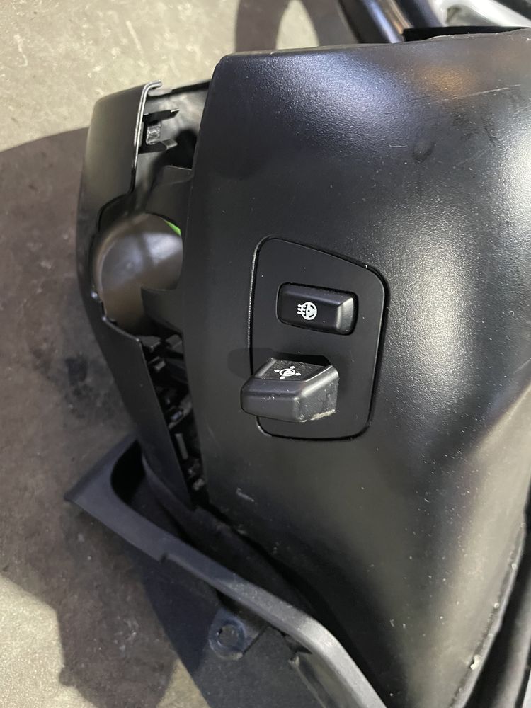 Волан с подгрев БМВ Ф01, Ф10 и др (volan podgrev bmw f01)