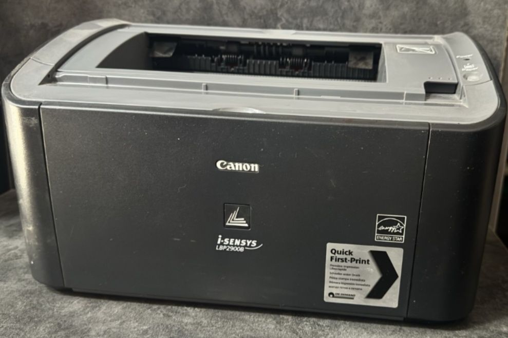 Canon 2900 хороший состояние срочно не дорогой