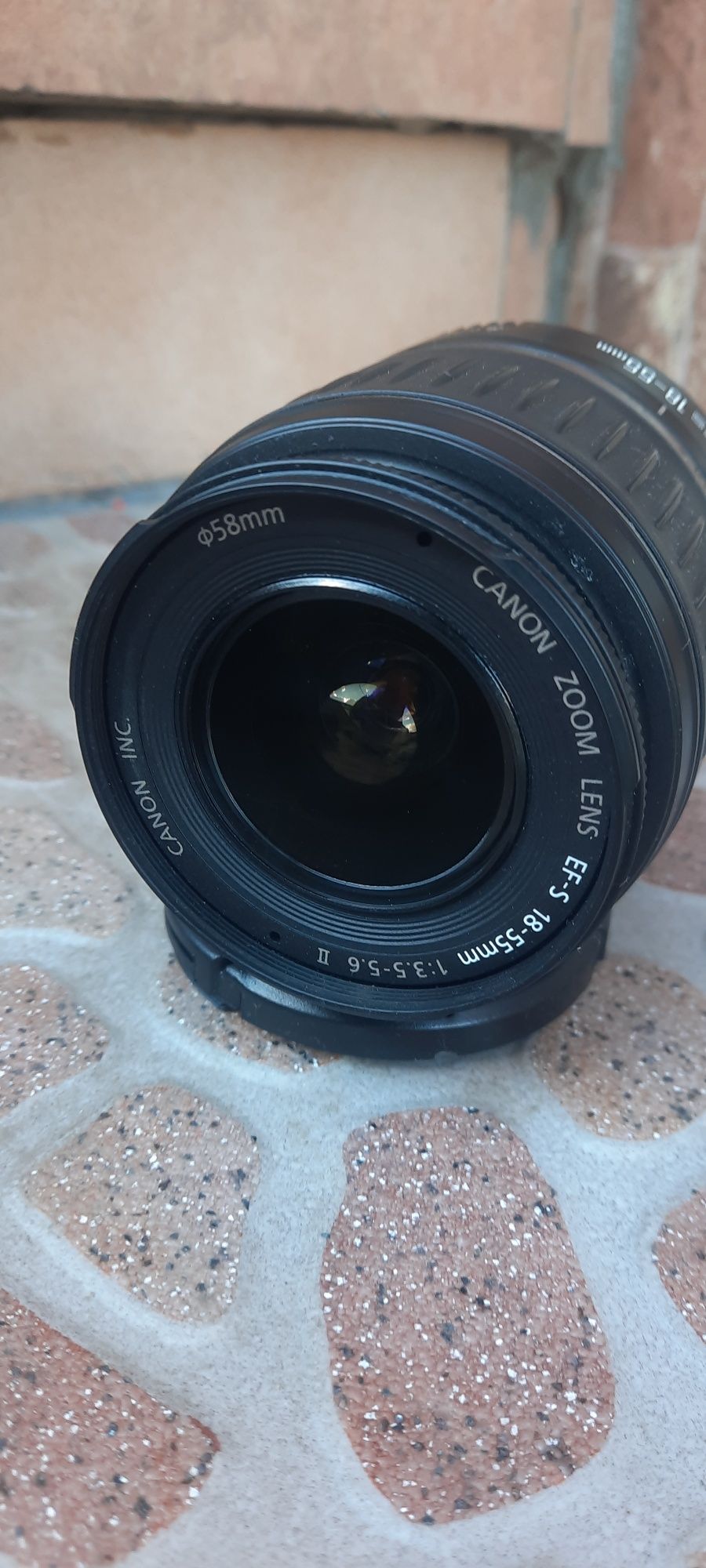 Фотообектив Canon AF-S 18-55 Нов Модел с  Стабилизатор на Образа