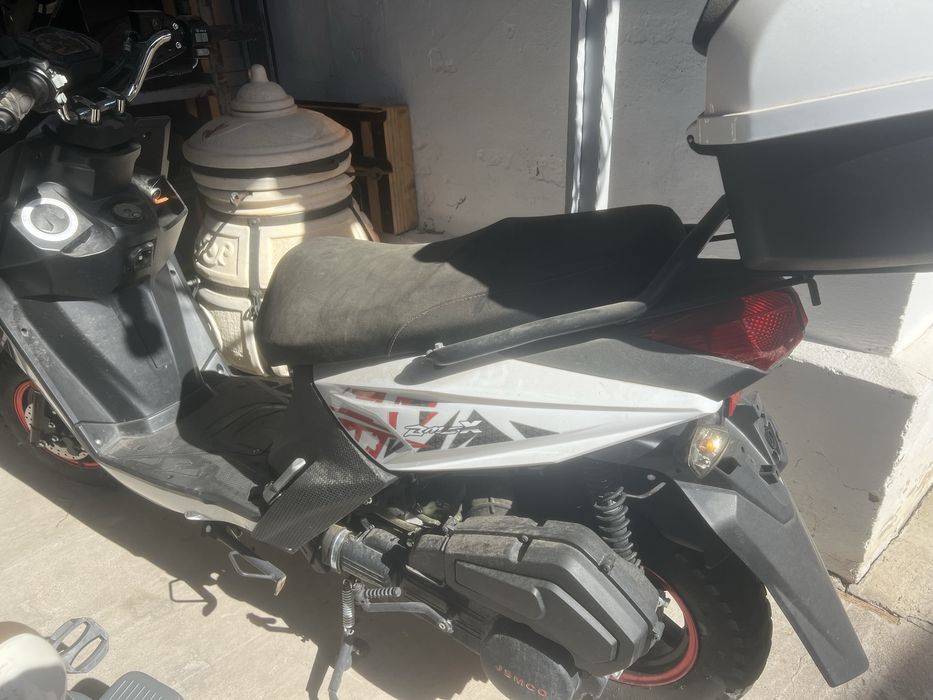 Продам новый скутер