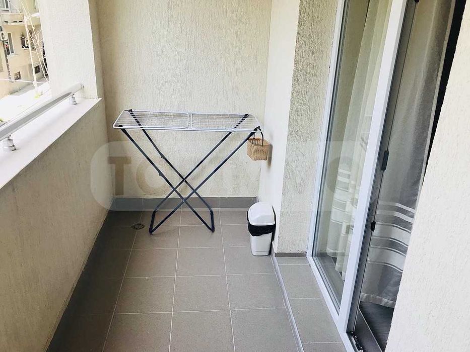 Едностаен апартамент под наем в центъра на Варна