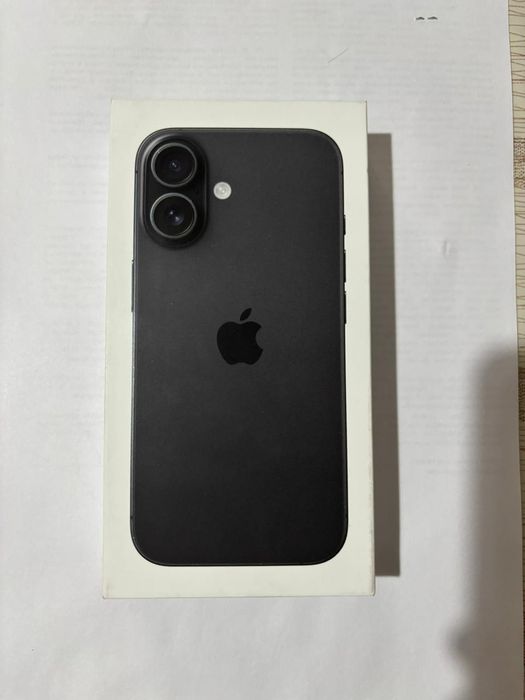 Продам iPhone 16 на гарантии