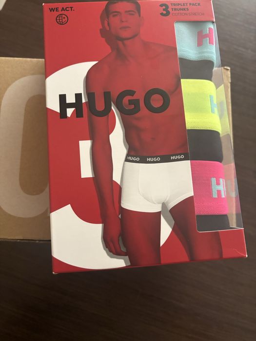 Боксерки HUGO  /////////