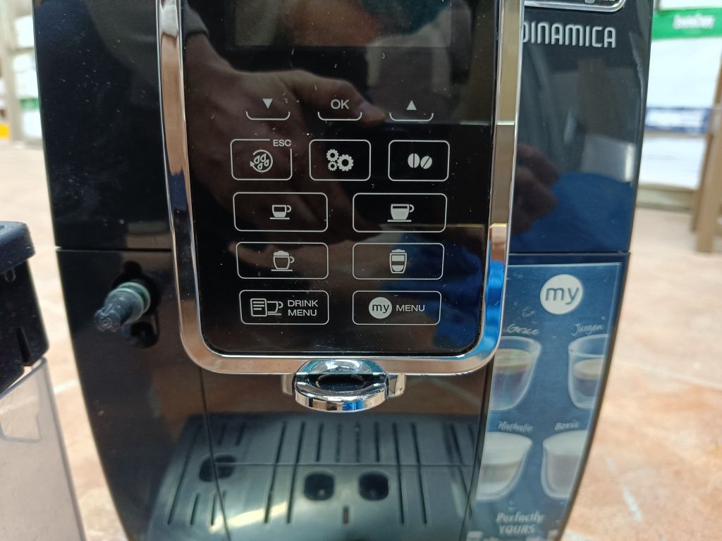 Продам кофемашину Delonghi