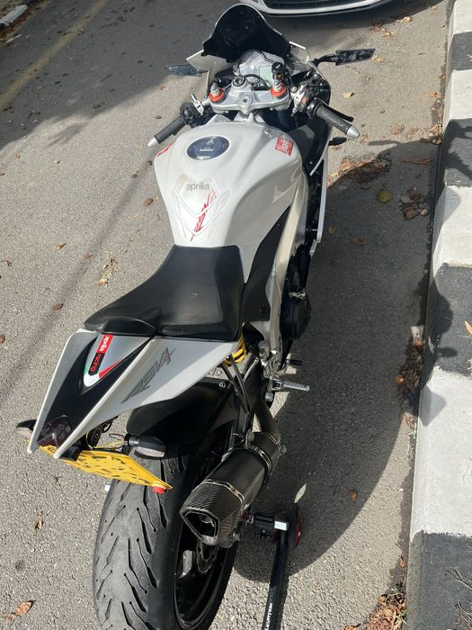 Aprilia RSV4 1000