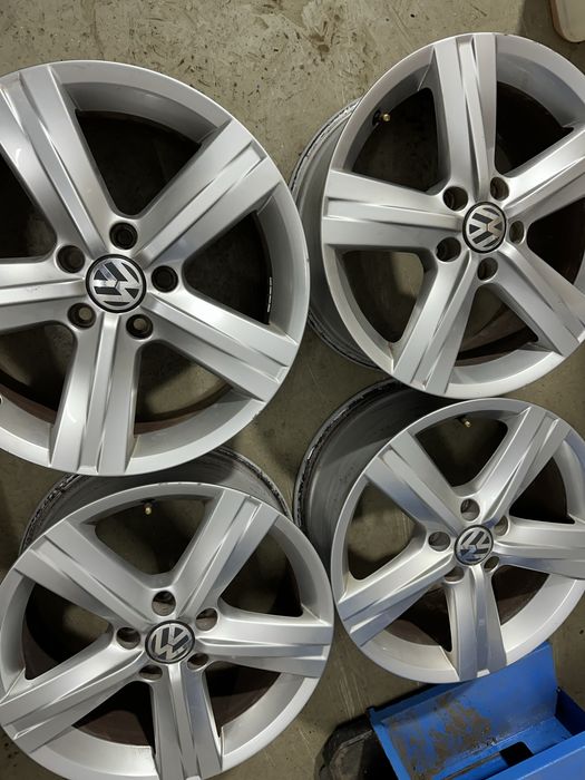 Set jante pe 17 originale Vw Passat B7