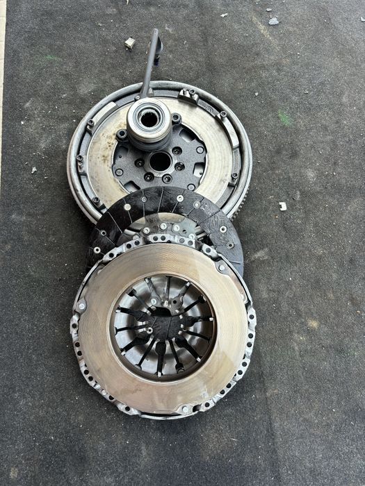 Kit ambreaj Volanta Renault Megane Scenic 1.5 dci 6 trepte