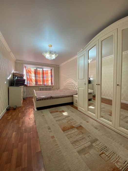 Продам 4х, УП, 8 мкр. 4 этаж