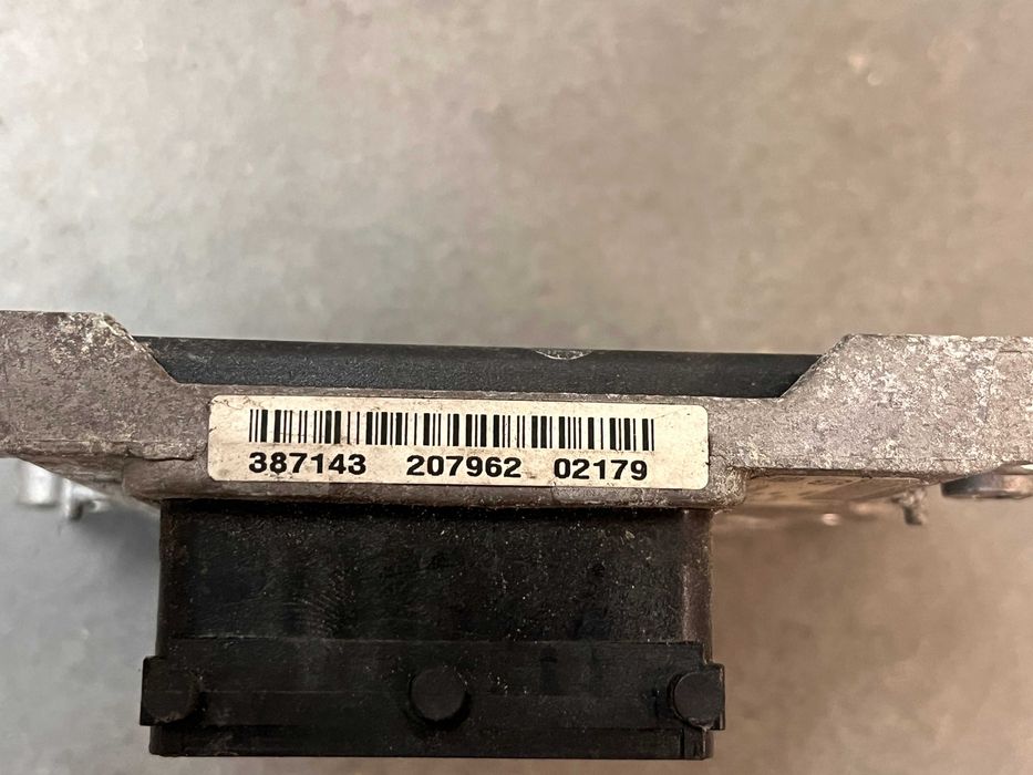 Компютри двигател ECU Opel Corsa C 1.2i Опел Корса Ц