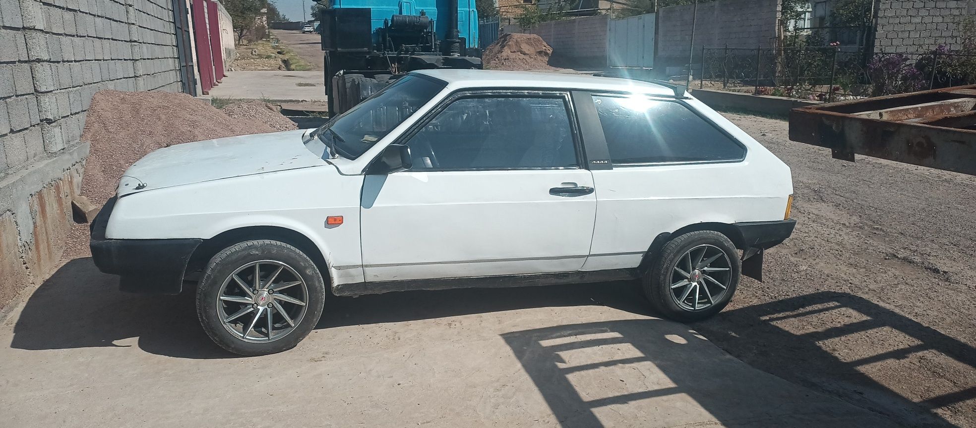 Lada 2108 sotiladi xolati zor sroshna sotiladi