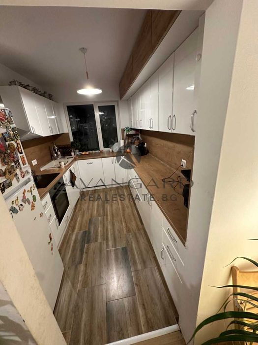 Продава се Тристаен апартамент в Пловдив, Тракия - 78 кв.м за 2116 €/кв.м - Снимка #2