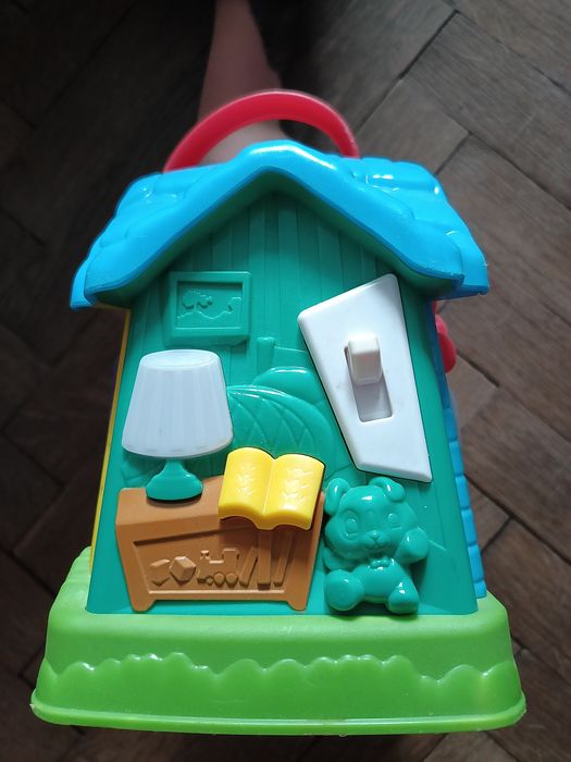 Подарявам интерактивна къща leap frog