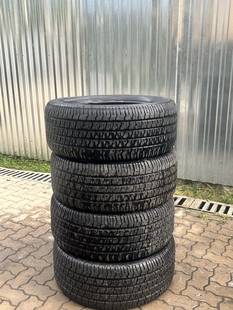 Продается 2 комплекта Автошин