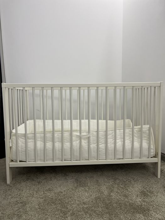 Vand Patut Ikea nou + saltea+ protectie laterala