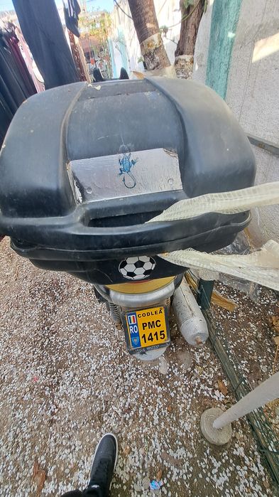 Scuter 125cc firma ITALJET