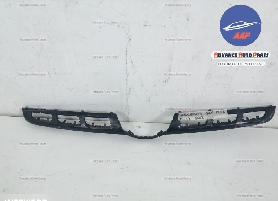 Оригинален декоративен елемент за решетка Мерцедес-Бенц ГЛА-Клас / Mer