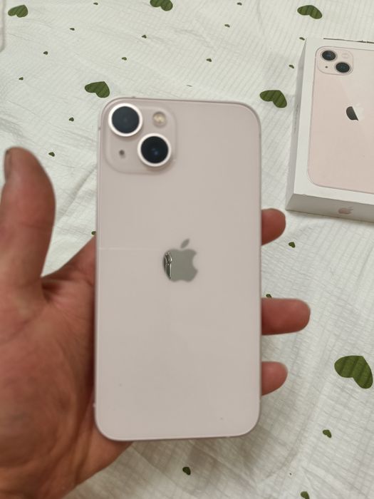 iPhone 13, 256 ГБ

Телефон в идеальном