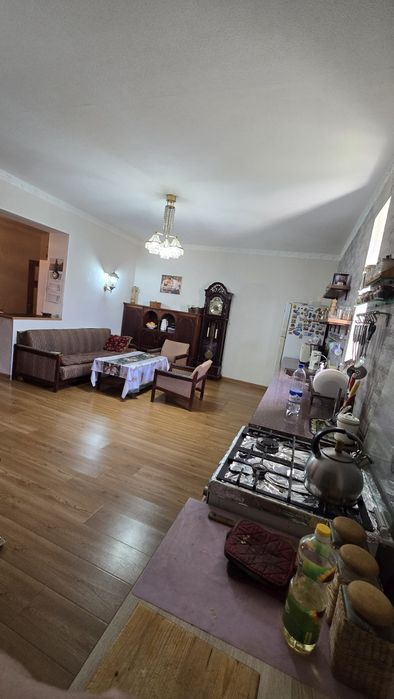 Просторный двухэтажный дом 500 м² в тихом районе рядом с гольф-клубом