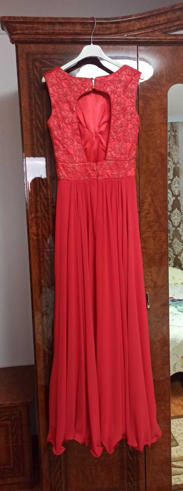 rochie lungă de ocazie- roșie