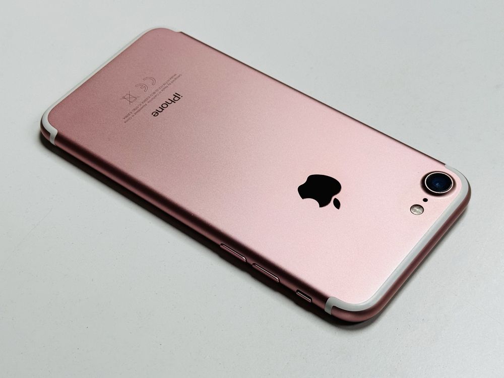 Iphone 7 32GB Gold Батерия 100% Гаранция