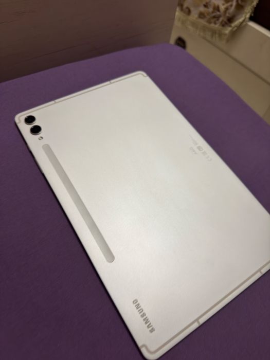Samsung Galaxy tab S9 plus
