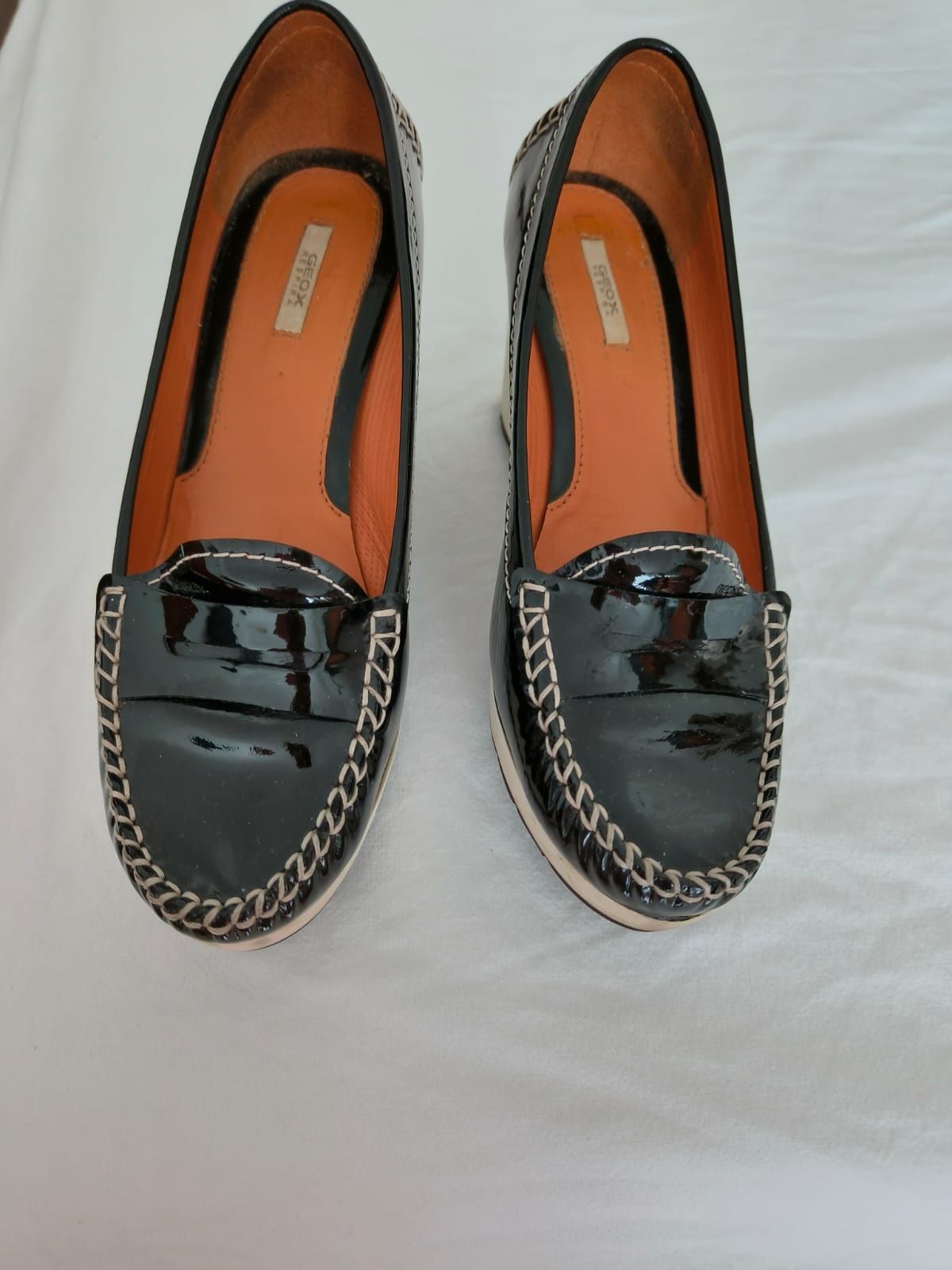 Pantofi Geox mărimea 38