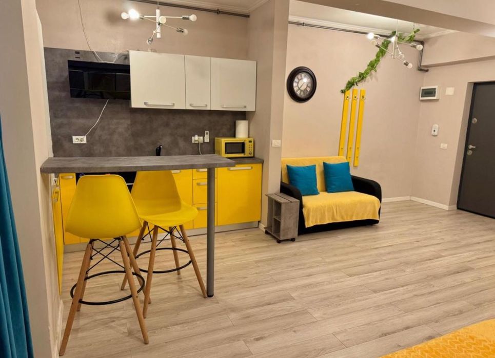 Vând garsonieră în Mamaia Nord