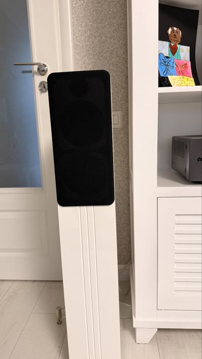 Vand boxe Q acoustics concept 40,impecabile.