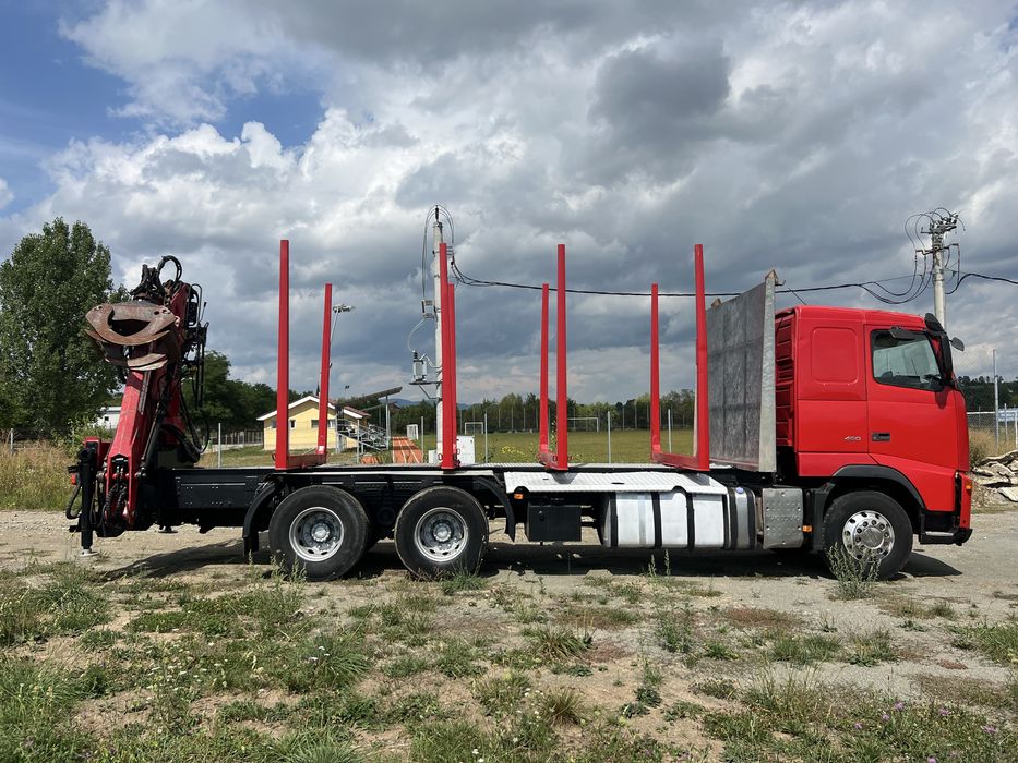 Camion forestier Volvo FH