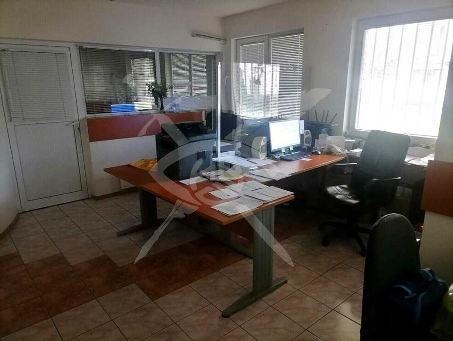 Продава се Офис в София, Витоша - 196 кв.м за 990 €/кв.м - Снимка #4