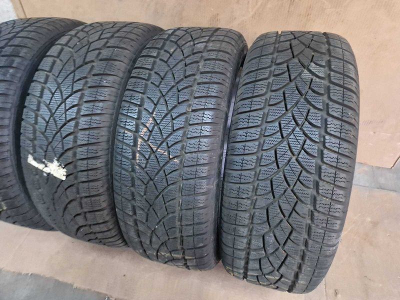 4 броя  Dunlop R19 235/50/ 
зимни гуми 
DOT4017