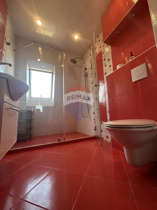 Дава се под наем Тристаен апартамент в Варна, Левски - 110 кв.м за 765 € - Снимка #8