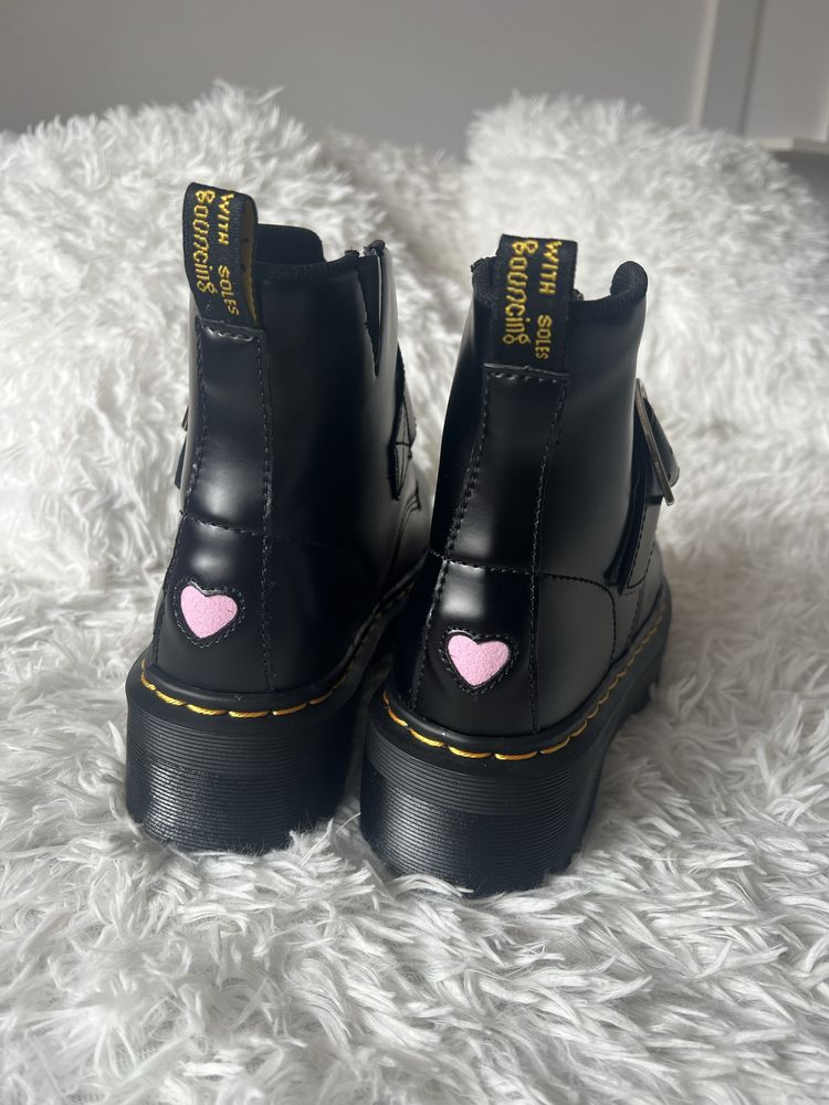 Bocanci Dr. Martens x Lazy Oaf