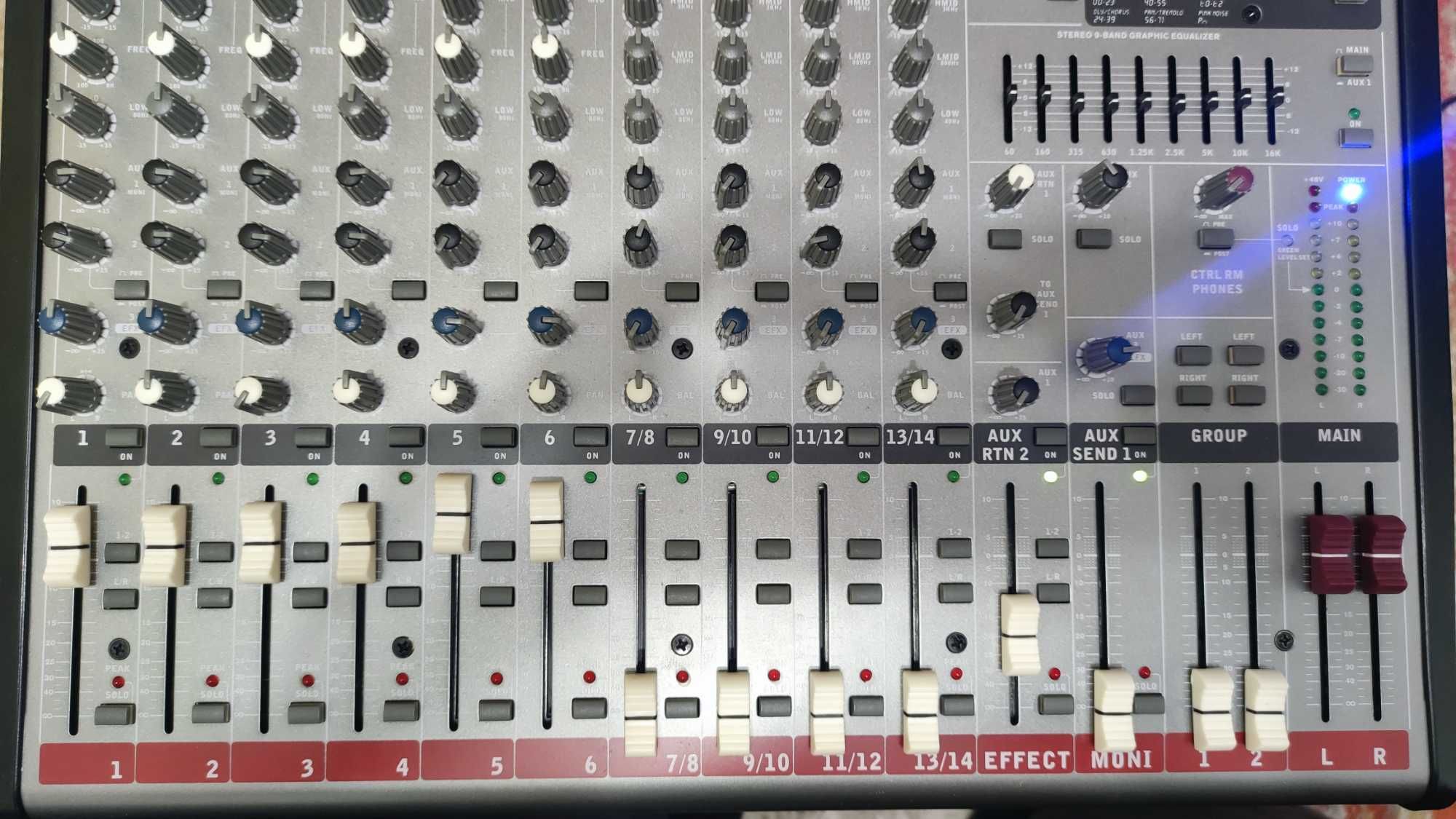 Mixer audio PHONIC AM642D USB