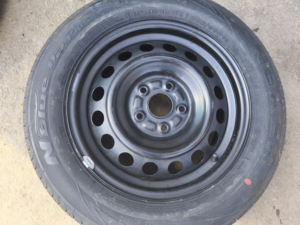 15" оригинална резервна гума с джанта за Hyundai/Kia/Mazda...