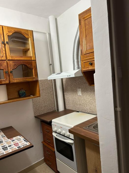 Inchiriez apartament cu 2 camere in Deva