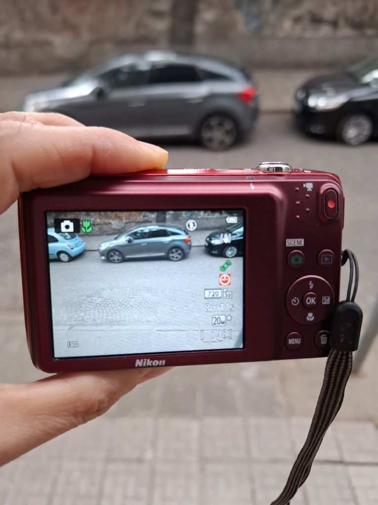 Компактен дигитален фотоапарат NIKON COOLPIX S3500