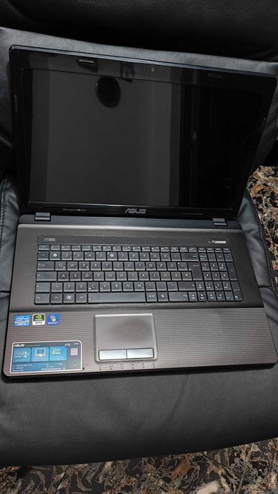 Laptop Asus K73SD  17.3 inch