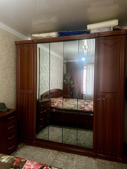 Мебел хорошем состояние Стенка кровати шкафы