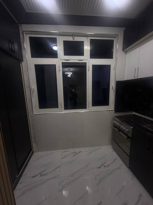 Arenda kvartira uchtepa  21 kvartalda 3-4/4/4 oilaga qizlaga