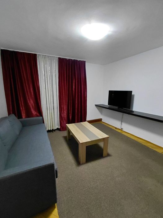 Inchiriez apartament  2 camere