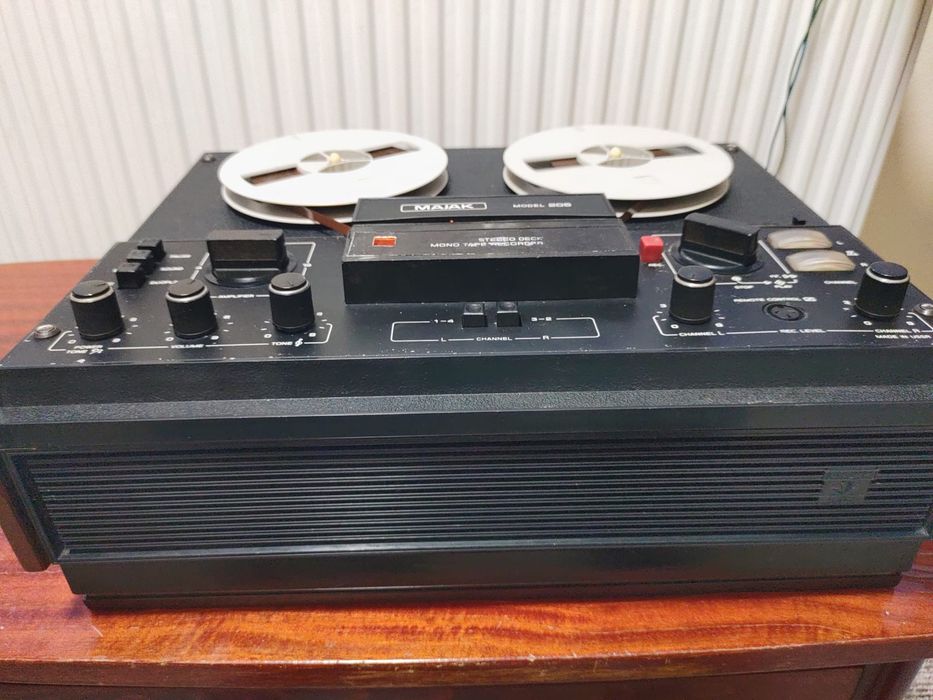 Magnetofon Majak 205