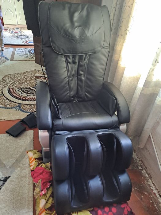 Массажное кресло  новый