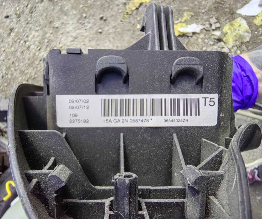 Peugeot 307 2.0HDI на части