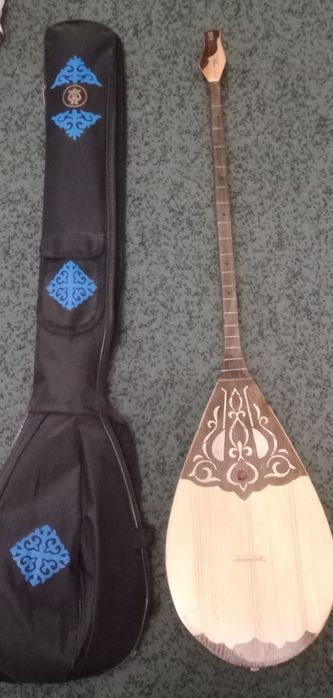 Инструмент Домбра