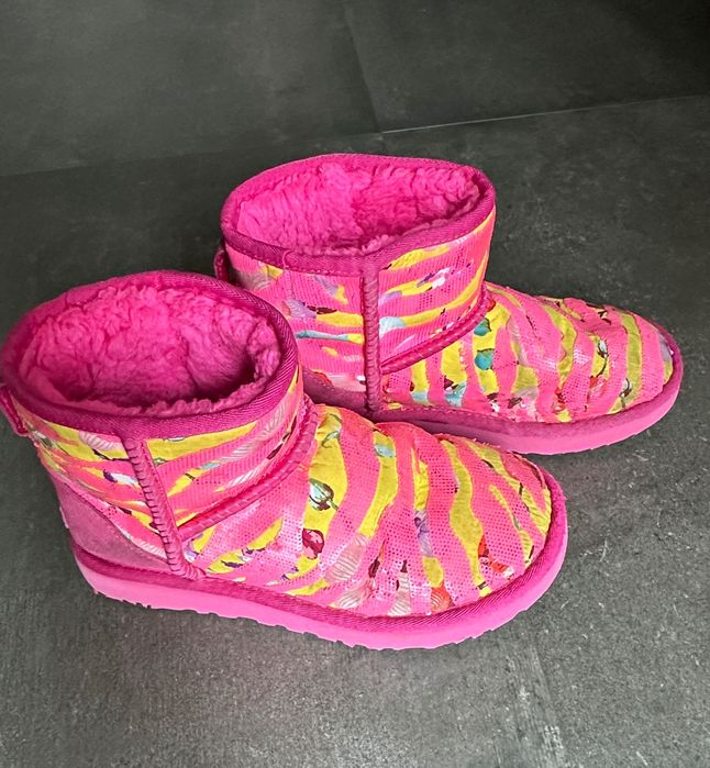 UGG оригинални боти.