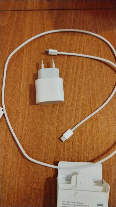 Нов телефон IPhone 16E