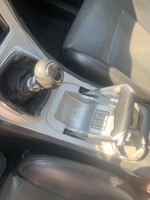 Vand sau schimb  ford s-max 2.0 tdci 140 hp